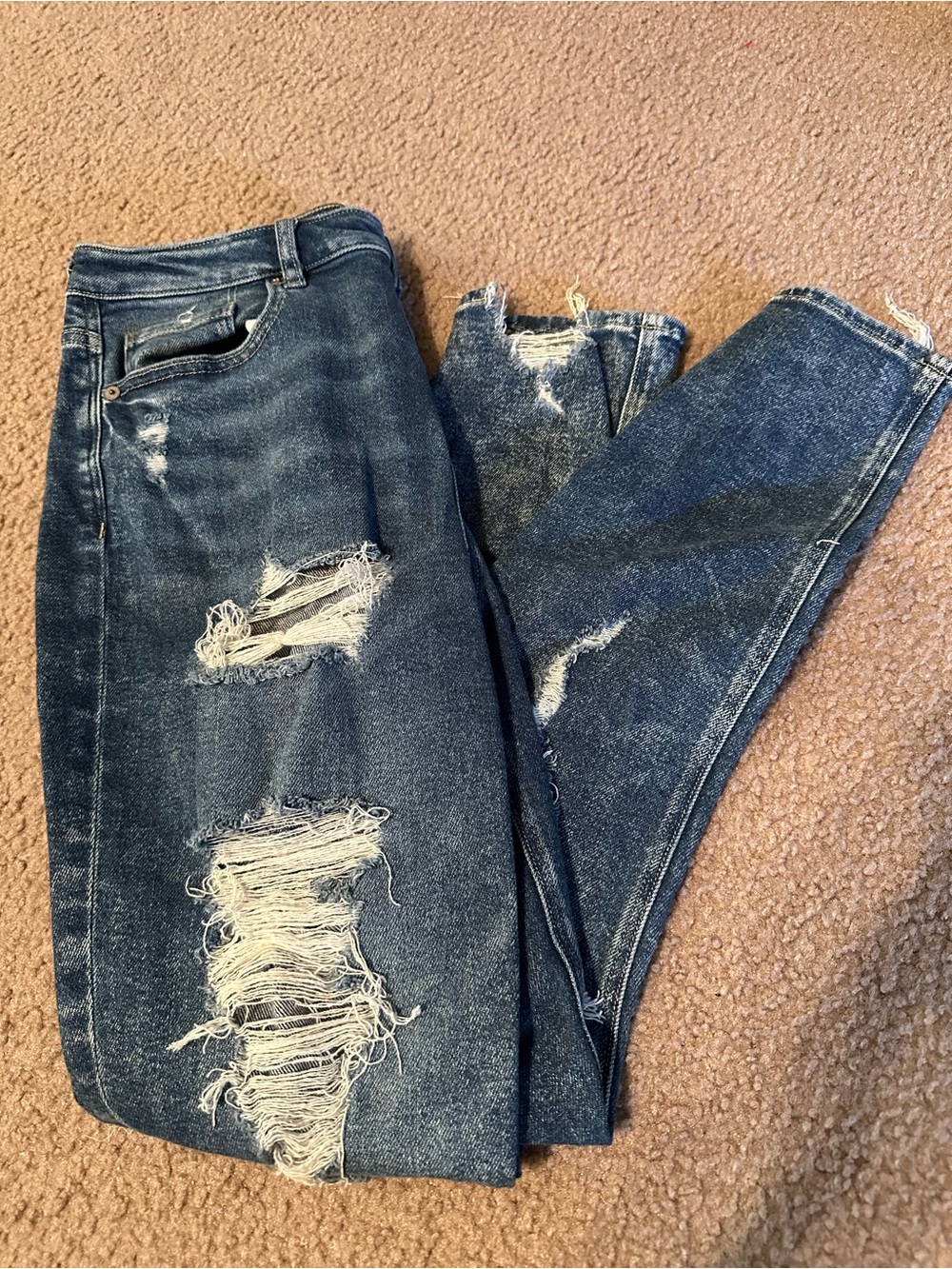 American Eagle Distressed Skinny Jeans